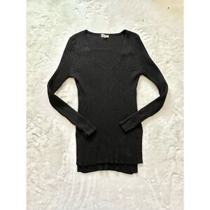 Black ribbed v neck sweater size L
